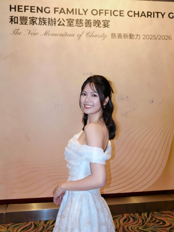 游嘉欣突然周身名牌6位數財來自有方！霸氣留言舌戰反擊：「唔一定下下關男人事」