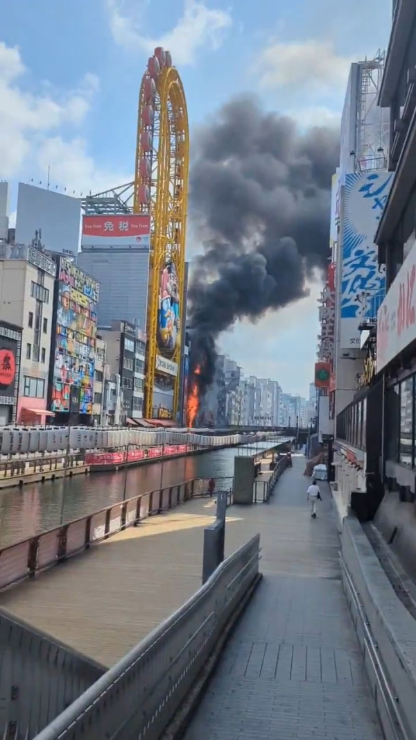 大阪道頓堀火災兩名消防員英勇殉職 35歲餐廳員工疑亂拋煙頭被捕 