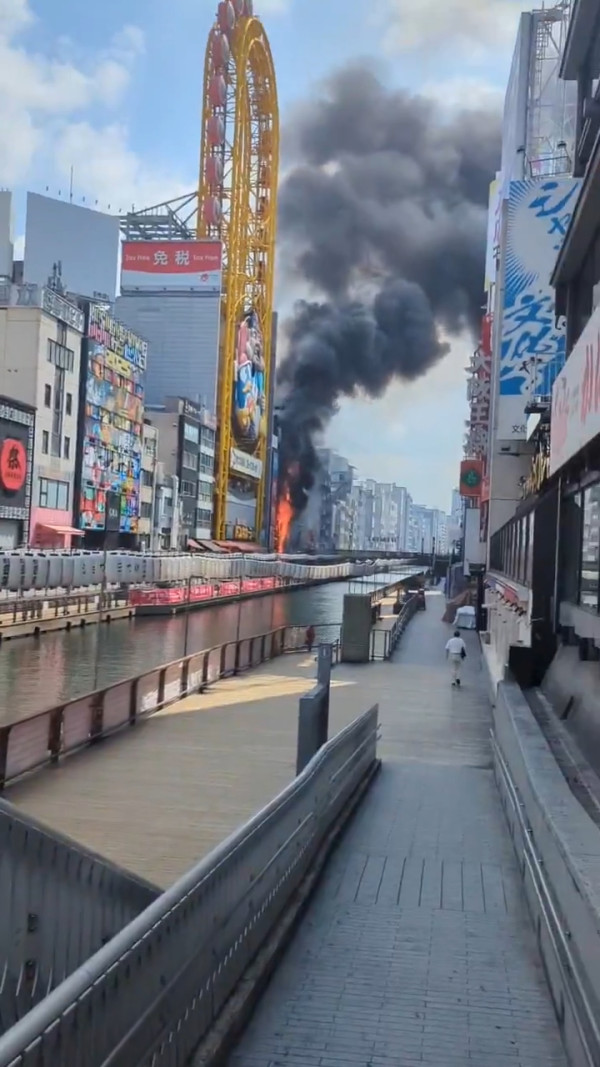 大阪道頓堀火災兩名消防員英勇殉職 35歲餐廳員工疑亂拋煙頭被捕 