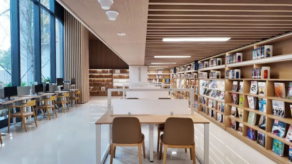 深圳羅湖區文化新地標親子好去處！16層圖書館 設24小時自助閱讀專區 免預約入場 