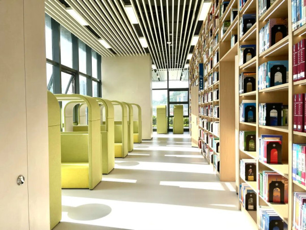 深圳羅湖區文化新地標親子好去處！16層圖書館 設24小時自助閱讀專區 免預約入場 