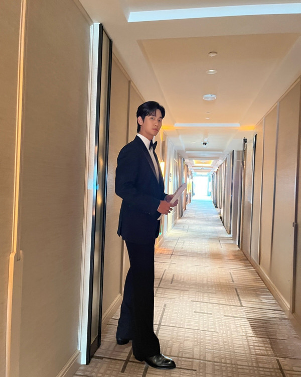 38歲男藝人陷醜聞風波後正式復出！形象插水沉寂一年半首度更新IG