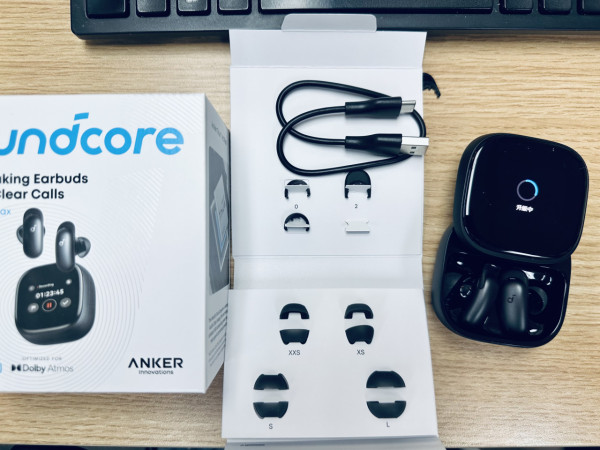 開箱實測Anker AI耳機Liberty 5 Pro Max雙向即時翻譯+個人化聲效 1星期免充電強續航