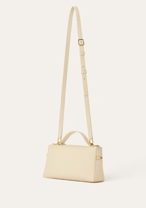 照片來源：官方網站Loro Piana Extra Bag