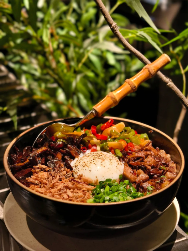 深圳雲貴川bistro6間推介！必試酸湯魚/黑松露菌子飯/荔枝木炭烤雞 
