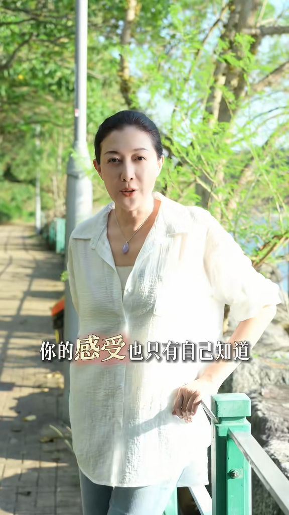 吳綺莉罕有回應被成龍逼驗吳卓林DNA！激動曝12字揭拒認女真相：超過了我的底線