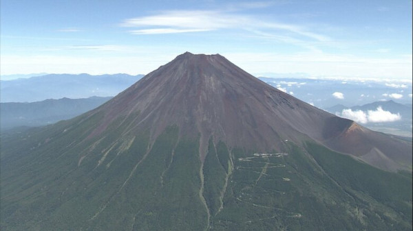 99歲超高齡婦挑戰富士山不慎跌倒受傷 留宿一晚後難敵嚴寒報警求助