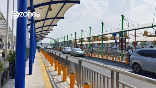 電動車買家等埋先？中國擬2027年實施車用新制 強制19項功能回歸實體按鍵