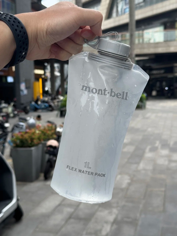Montbell軟水袋日本必搶!網民爆推飲完即摺極慳位:小心裝錯水秒報廢!