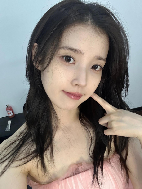 33歲女歌手證實病情復發緊急停工！宣布取消9月演唱會：真的撐不下去