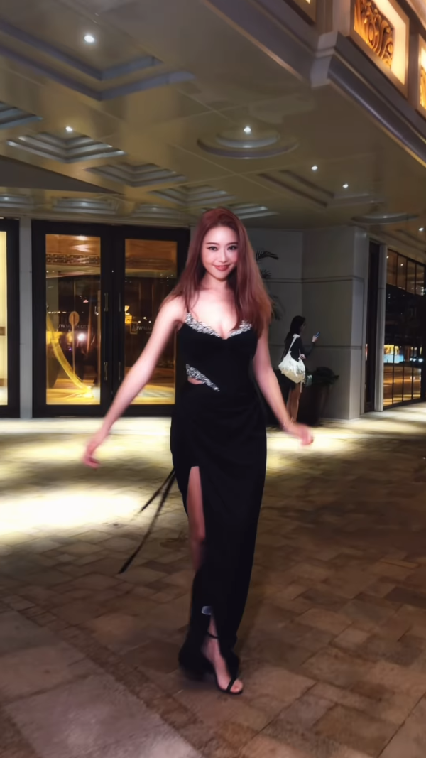 戴祖儀挑戰紅棕髮色美貌靚出新高度！胸壓街頭晒前凸後翹二度發育逼爆螢幕