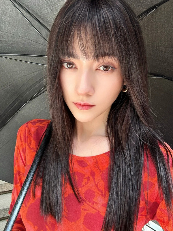 百亿富三代霍启山新恋情疑似曝光拍拖断正！28岁女星身份曝光被传已低调结婚