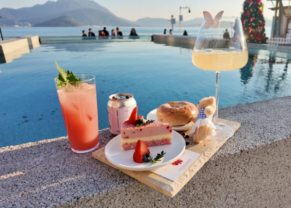 深圳大鵬必去山海窗景Cafe！紅白色獨棟別墅/一線海景/日落金山 
