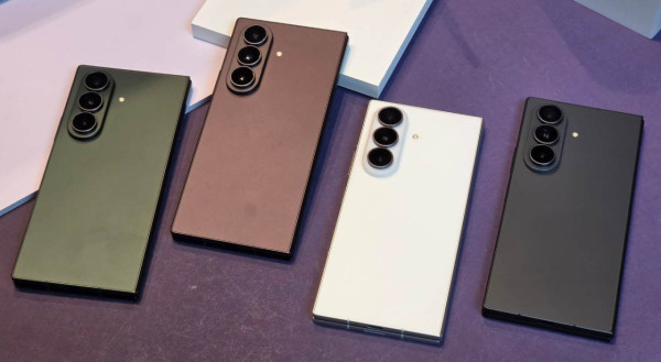 Samsung Galaxy Z Fold8 Ultra / Z Fold8 / Z Flip8 上手玩：三部摺機規格大解構 書本摺機新玩法