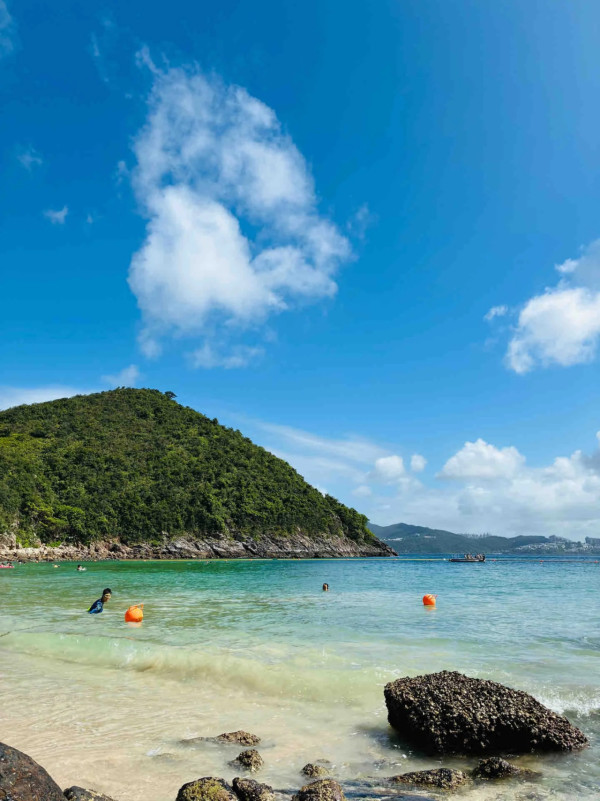 香港夏日泳灘推薦！網民熱推5大乾淨沙灘！附水質等級交通指南