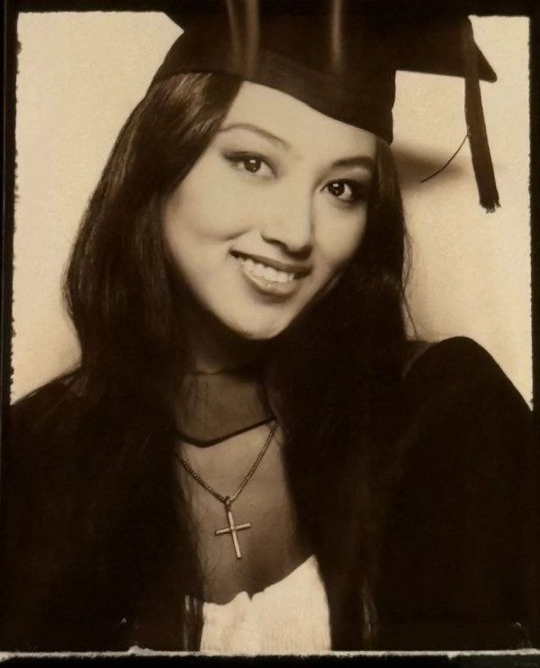 金像影帝21岁爱女“最强学霸”身份曝光！英国顶尖学府一级荣誉毕业青出于蓝