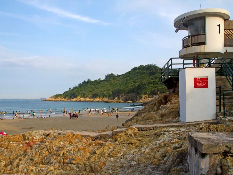 香港夏日泳灘推薦！網民熱推5大乾淨沙灘！附水質等級交通指南