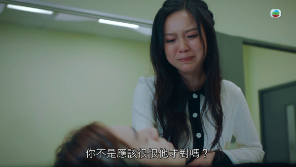 非份之罪|胡敏芝「畸形恋爱脑」误杀吴伟豪!痴迷演技吓坏摄影师:这女的真是好疯
