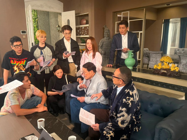 愛回家大結局|最後一場廠景拍攝正式煞科!劉丹不捨告別︰呢一剎那唔知講咩好