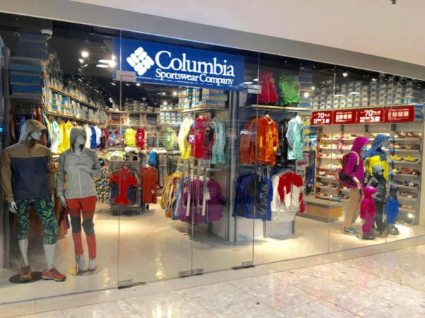 Columbia大減價低至4折!雨季必備防水鞋都有平!經典防水外套/運動T恤$80起