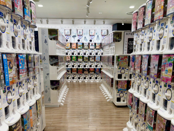 東京5間大型扭蛋店推介 秋葉原／池袋／澀谷／新宿 仲有全球最大扭蛋店?! 