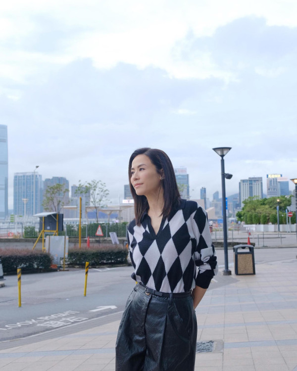宣萱突发严正声明辟谣 经纪公司保留法律追究权利：“不存在任何合作”