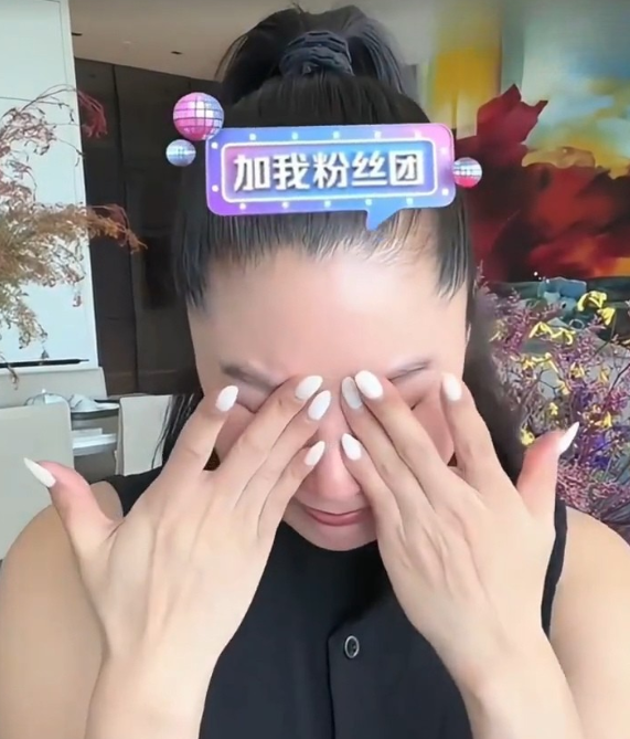 謝賢前女友Coco開直播見一組數字即爆喊！鞠躬哭成淚人被質疑博流量：只是鼻炎