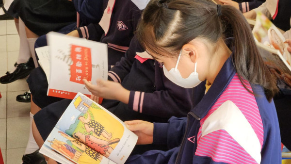 Rolling Books捐書及回收書籍（圖片來源︰Rolling Books）
