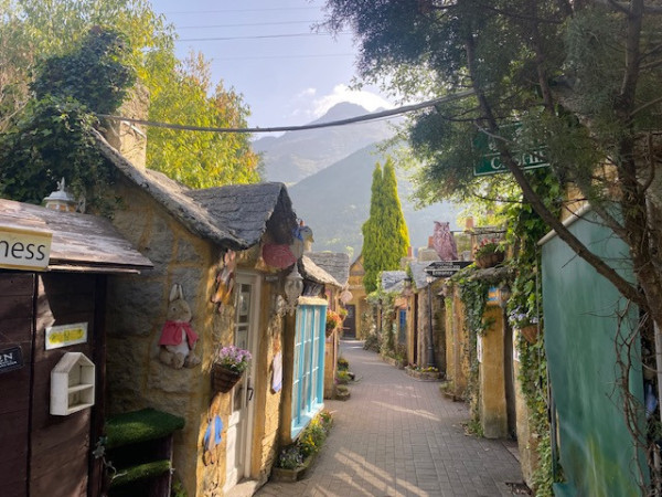floral-village