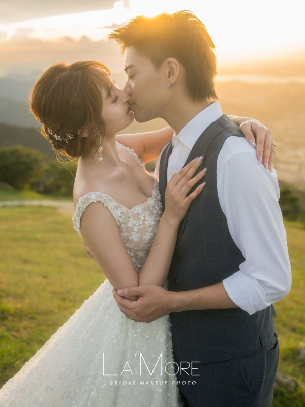 28歲男藝人離巢半年報喜正式結婚！星級兄弟團曝光 教堂行禮迎娶《造星3》女友