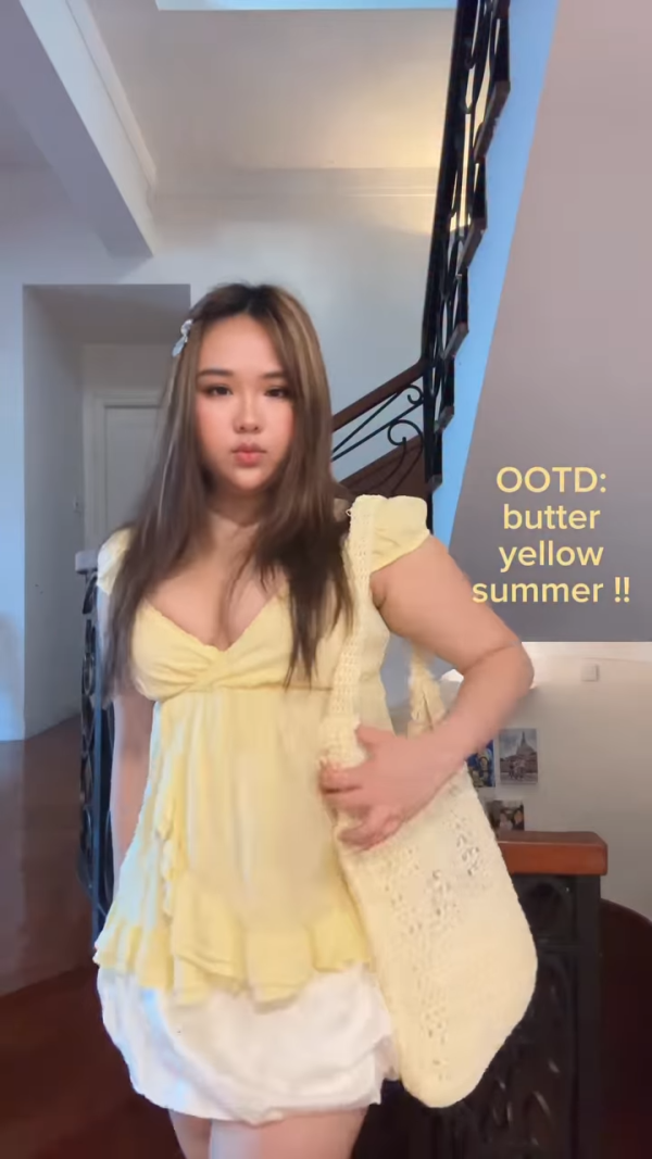 Bob大女儿超低胸Deep V秀性感W字胸！澎湃身材震憾眼球获赞劲过袁嘉敏