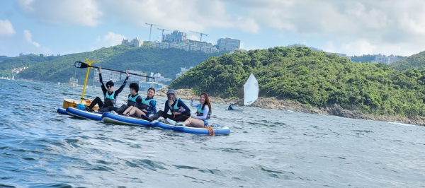 野活手記直立板/立划板（圖片來源︰中國香港獨木舟總會）