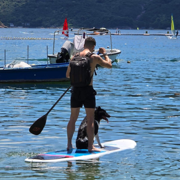 赤柱正灘捕風一族（圖片來源︰FB@捕風一族Hiwindlover Water Sport Centre）