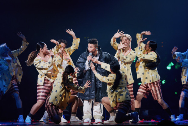 陳輝陽作品演唱會｜五大唱將聯手唱響新曲舊詞經典金曲 陳奕迅容祖兒翻唱改編版《漩渦》
