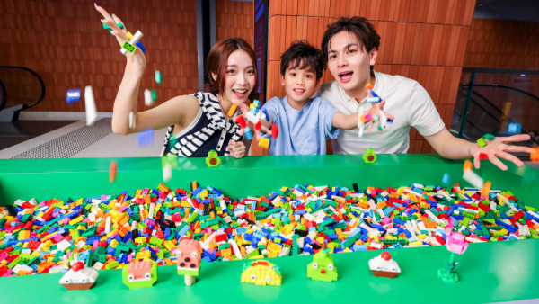 LEGO限時登陸沙田新城市!4米高DJ樂仔+巨型遊戲對決 打造驚喜LEGO互動巴士站