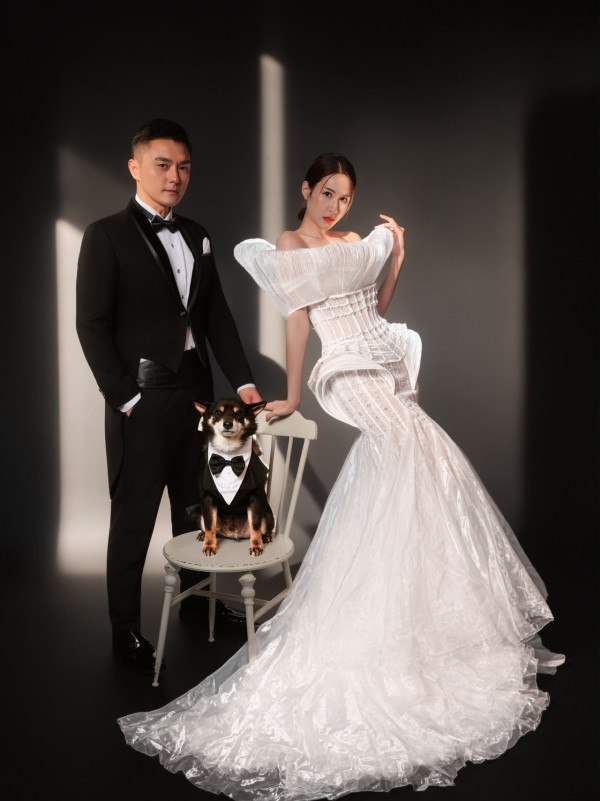楊明莊思明公開華麗結婚相曝吉隆坡婚禮！豪擲過百萬打造頂級嫁衣成香港第一人