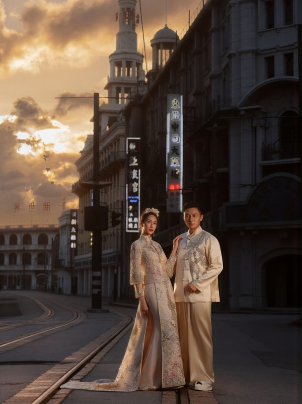 楊明莊思明公開華麗結婚相曝吉隆坡婚禮！豪擲過百萬打造頂級嫁衣成香港第一人