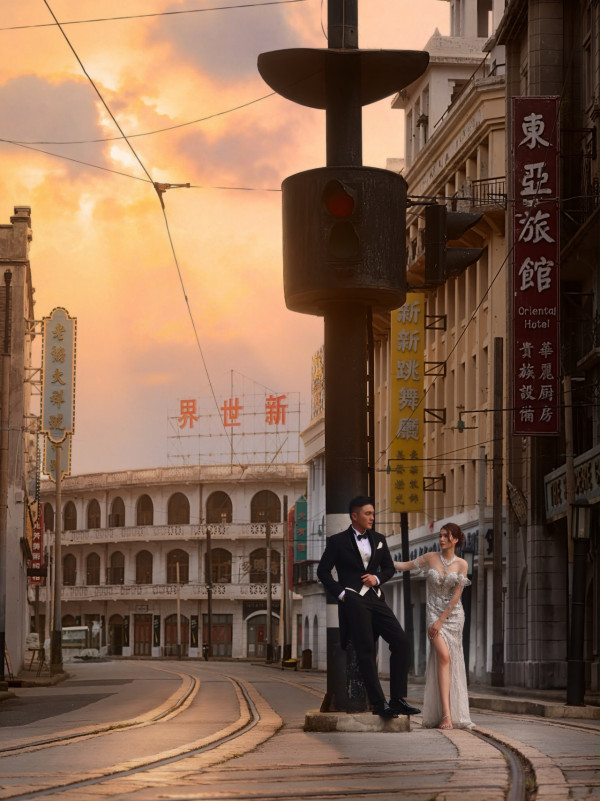 楊明莊思明公開華麗結婚相曝吉隆坡婚禮！豪擲過百萬打造頂級嫁衣成香港第一人