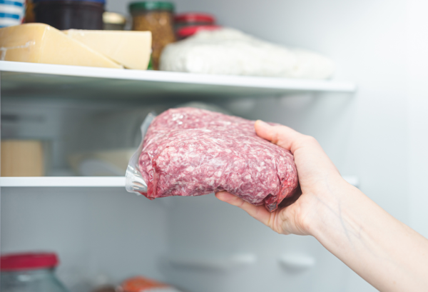 免治肉保存｜買肉碎連包裝塞入雪櫃原來係錯？專家揭極易出水兼滋生細菌 教4招不流失肉汁冷藏秘技