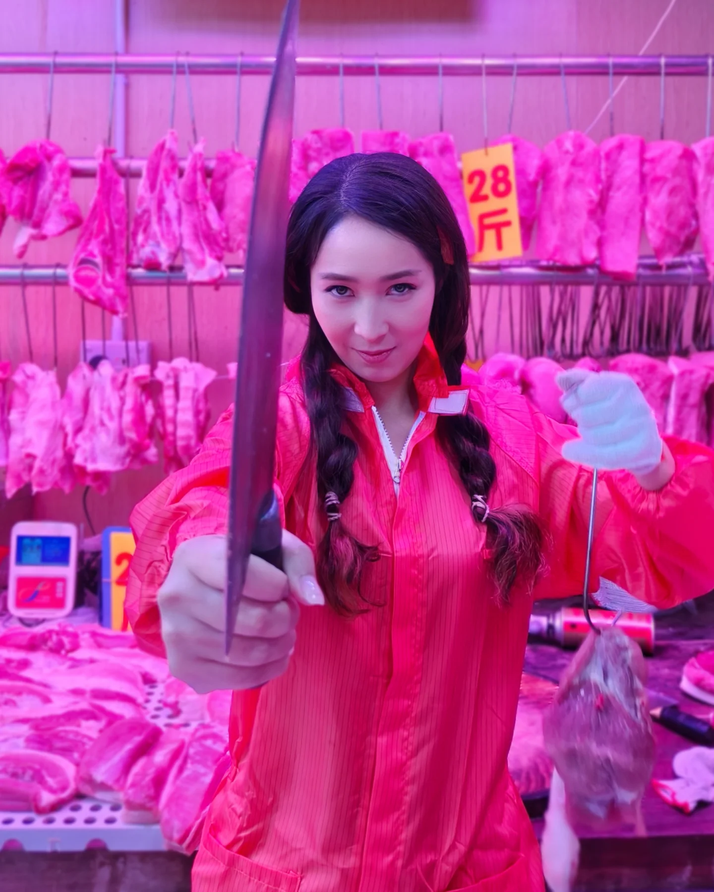 35岁女艺人IG怒斥旧公司强迫开工！句句有骨刺到爆：好老板真系好重要