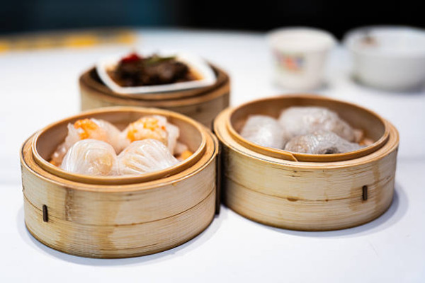 預製點心攻陷香港？酒樓全面改用預製菜10年師傅無奈被炒／盤點全港5間堅持手工老茶樓