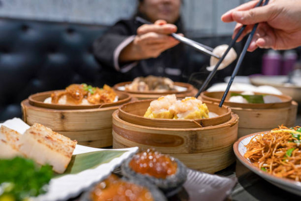 預製點心攻陷香港？酒樓全面改用預製菜10年師傅無奈被炒／盤點全港5間堅持手工老茶樓