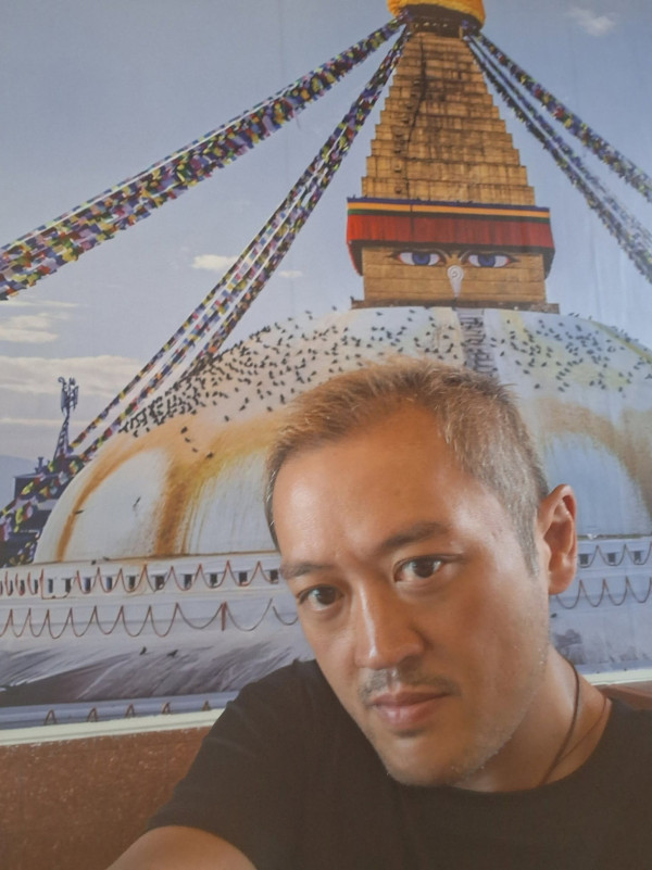 李泳漢久違露面曝光近照面容瘦削！驚傳印度修行怪異行徑爆婚姻危機