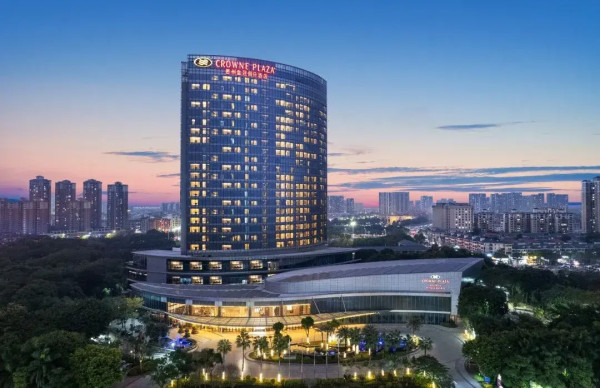 圖片來源:永安旅遊官網 週末北上快閃!高鐵純玩團5大推薦 懸崖溫泉/老虎酒店/海景度假全攻略