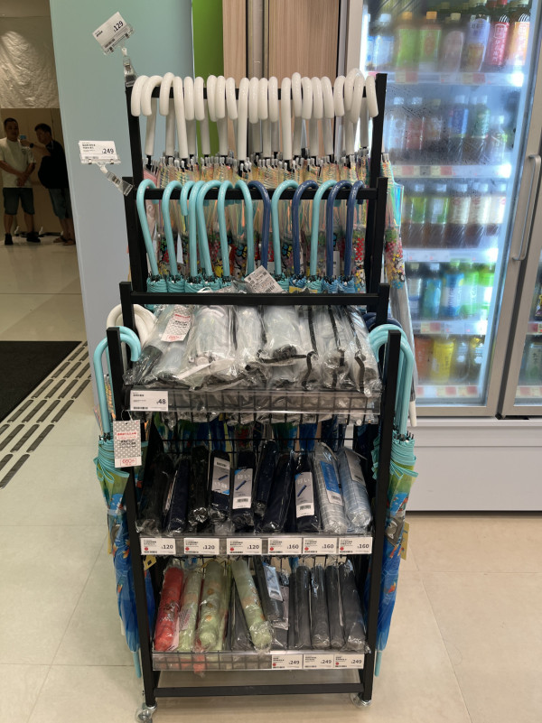 記者直擊現場!一田首間24小時便利店登陸 多款零食低至$8/咖啡買一送一／DIY鮮果沙冰機（附試業開幕優惠）