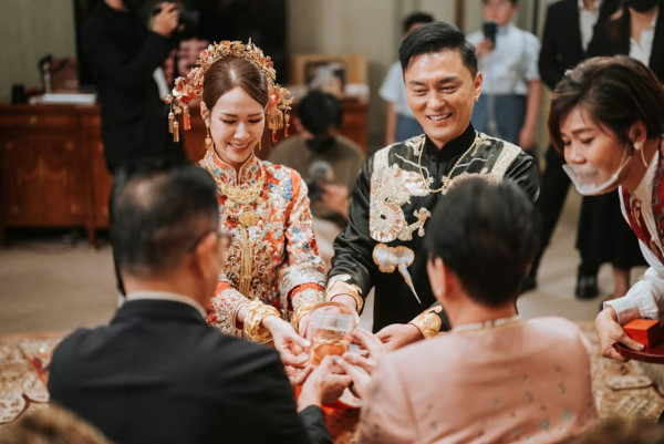 楊明莊思明結婚｜楊明莊思明親爆婚後造人計劃！敬茶場面感動見證大婚之喜