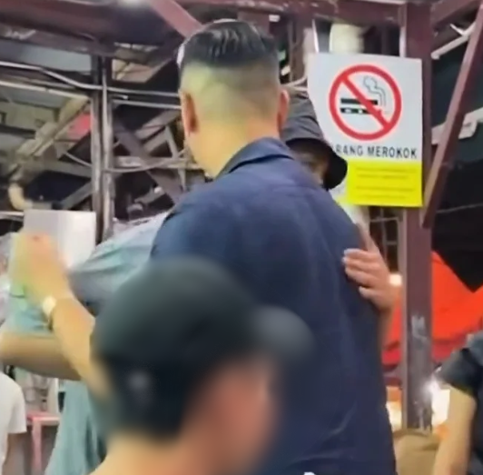 黄宗泽巧遇胡杏儿老公即时反应表情全曝光！前度现任破天荒“世纪拥抱”零尴尬