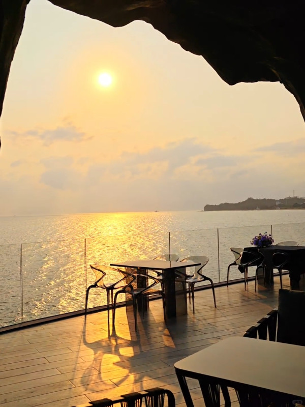 深圳大鵬夕陽溶洞海景餐廳 必去洞穴無邊泳池、浪漫海上鞦韆 附交通地址 