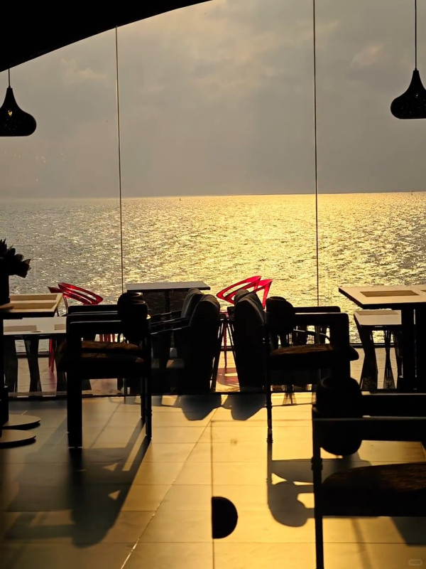 深圳大鵬夕陽溶洞海景餐廳 必去洞穴無邊泳池、浪漫海上鞦韆 附交通地址 