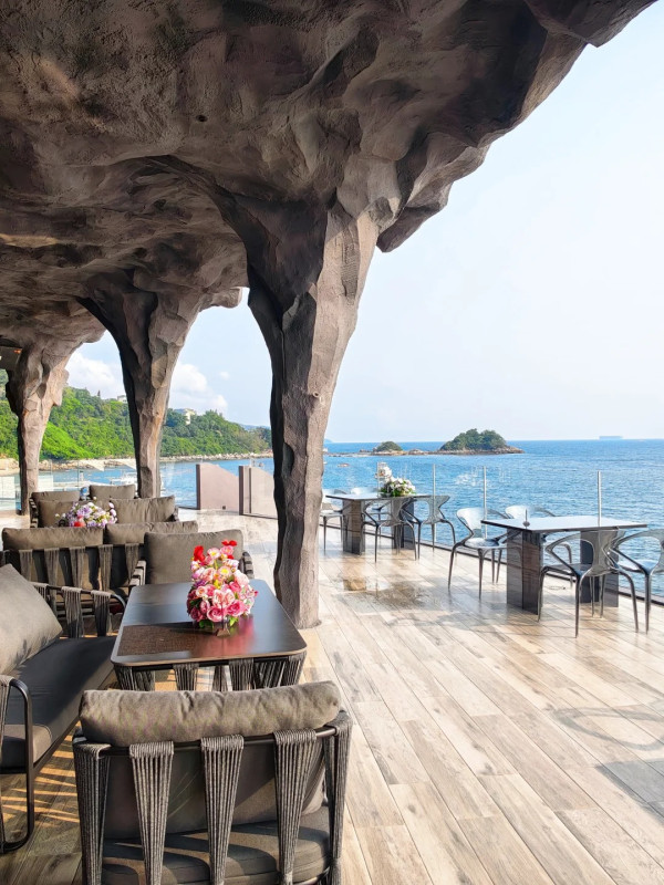 深圳大鵬夕陽溶洞海景餐廳 必去洞穴無邊泳池、浪漫海上鞦韆 附交通地址 
